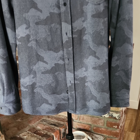 Rails Berkeley Camo Print Button Up – Soft Brushed Cotton - Picture 4 of 10